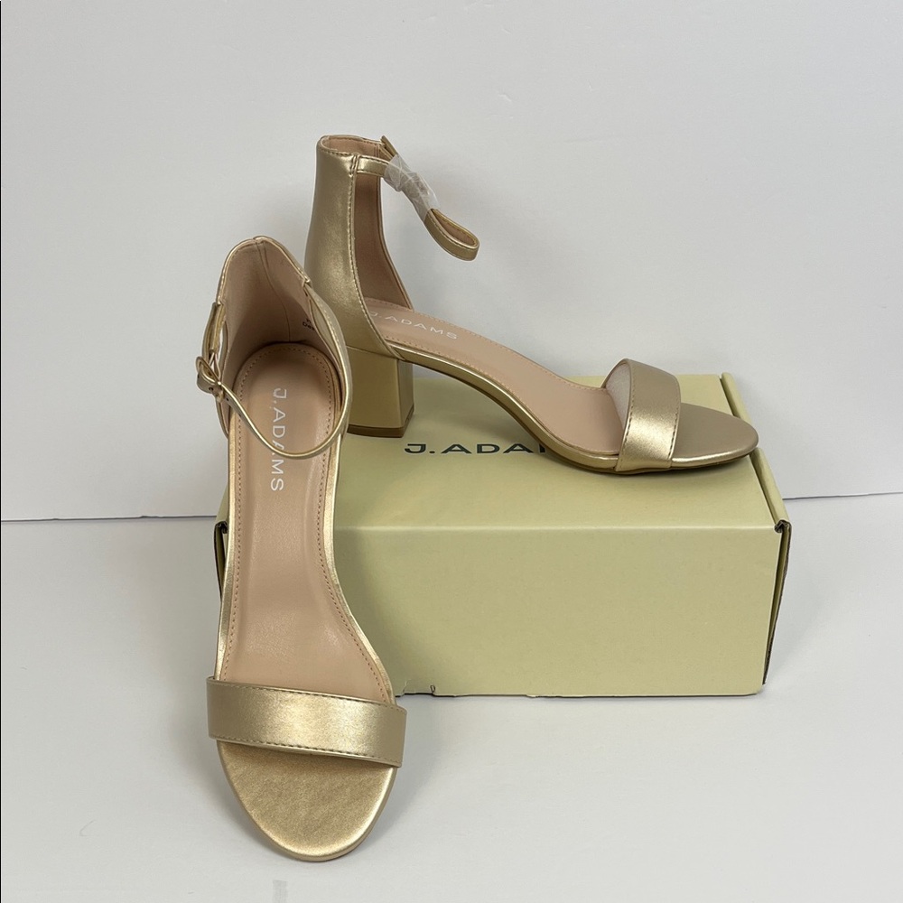 J. Adams Low Heeled Open Toe Dress Sandals Size 8.5 Daisy Chunky Wedding Formal